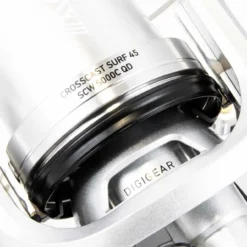 Daiwa 20 CrossCast Surf 45 SCW 5000 C QD -Angeln Verkaufsgeschäft 20 crosscast surf 5000c detail 1280x1280