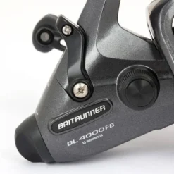 Shimano Baitrunner DL 2500 FB -Angeln Verkaufsgeschäft shimano baitrunner dl fb detail back 1280x1280