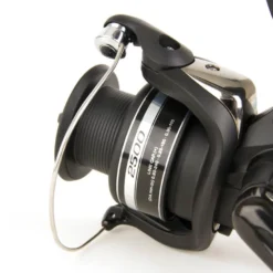 Shimano Baitrunner ST 2500 FB 8 Shimano Baitrunner ST 2500 FB -Angeln Verkaufsgeschäft shimano baitrunner st 2500 fb detail front2 1280x1280